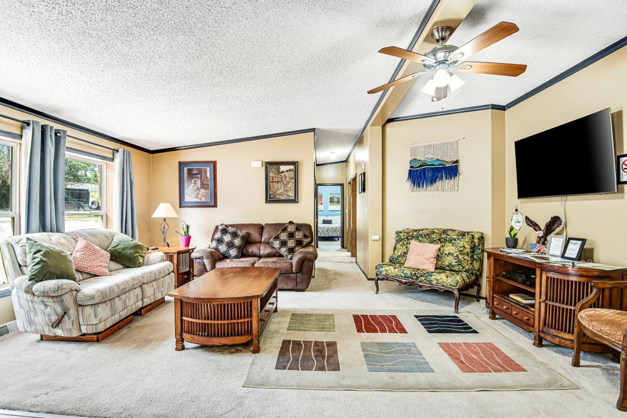 Rocky Mountain Rustic Villa Colorado Springs Exterior photo