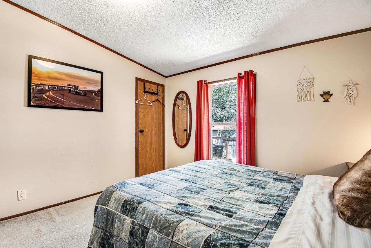 Rocky Mountain Rustic Villa Colorado Springs Exterior photo