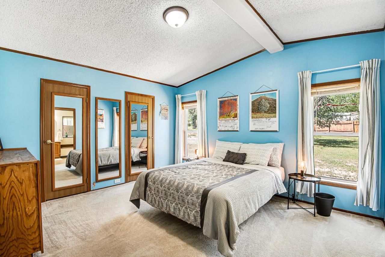 Rocky Mountain Rustic Villa Colorado Springs Exterior photo